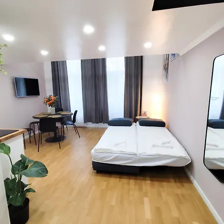 Апартаменты Center - 2 Min To Wenceslas Sq, 1 Прага